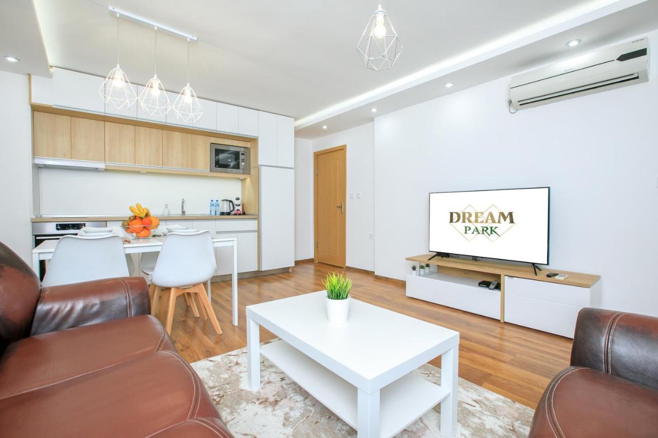 Dream Park Apartment Szandanszki Kültér fotó
