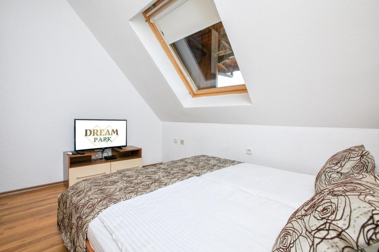 Dream Park Apartment Szandanszki Kültér fotó